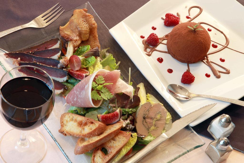 Hotel Le Relais Des Champs Eugenie-les-Bains Luaran gambar