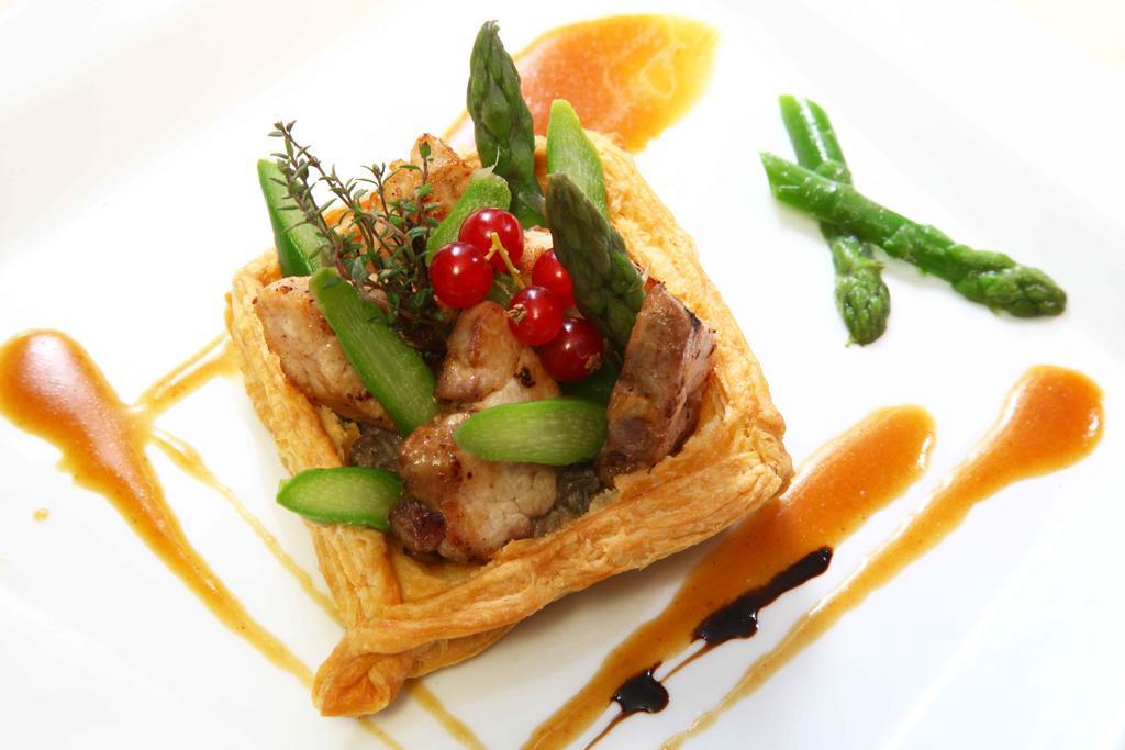 Hotel Le Relais Des Champs Eugenie-les-Bains Luaran gambar