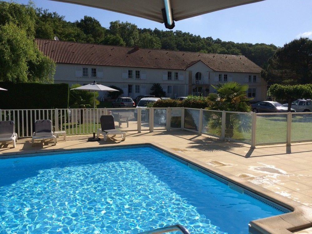 Hotel Le Relais Des Champs Eugenie-les-Bains Luaran gambar