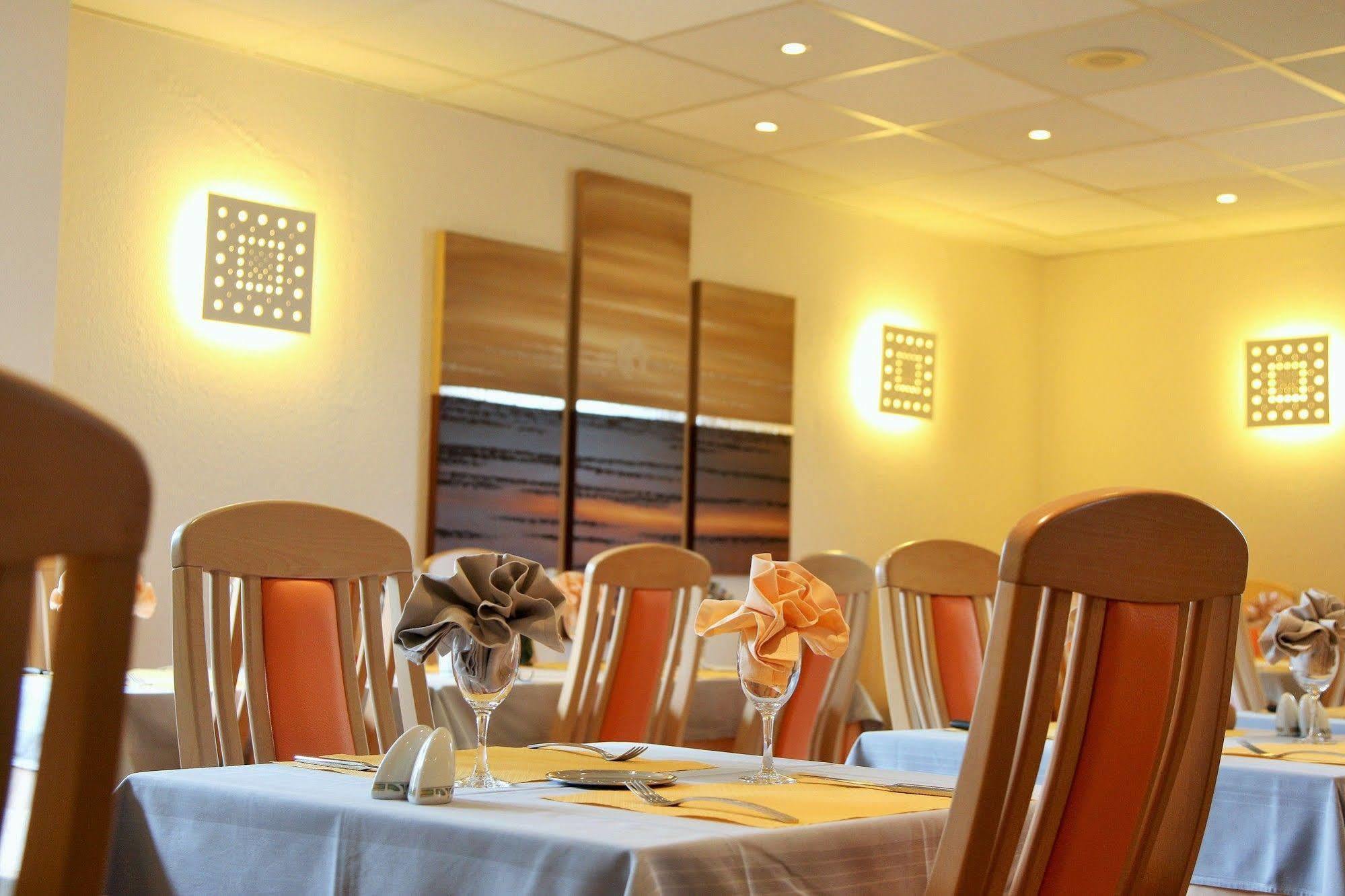 Hotel Le Relais Des Champs Eugenie-les-Bains Luaran gambar